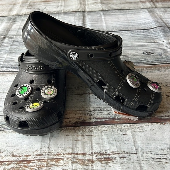 Men’s Croc’s Ron English Black/ Polished Black With Gibbets Men Size 11 - Picture 1 of 9